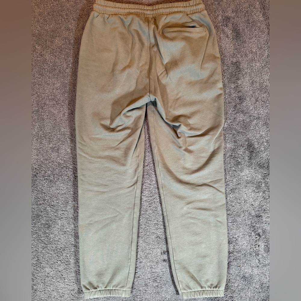 Kith x Wilson Sweatpants - Picture 7 of 9